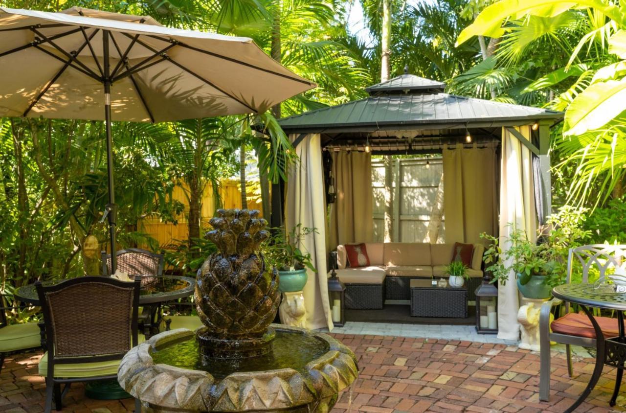 The Mermaid & The Alligator Key West Extérieur photo