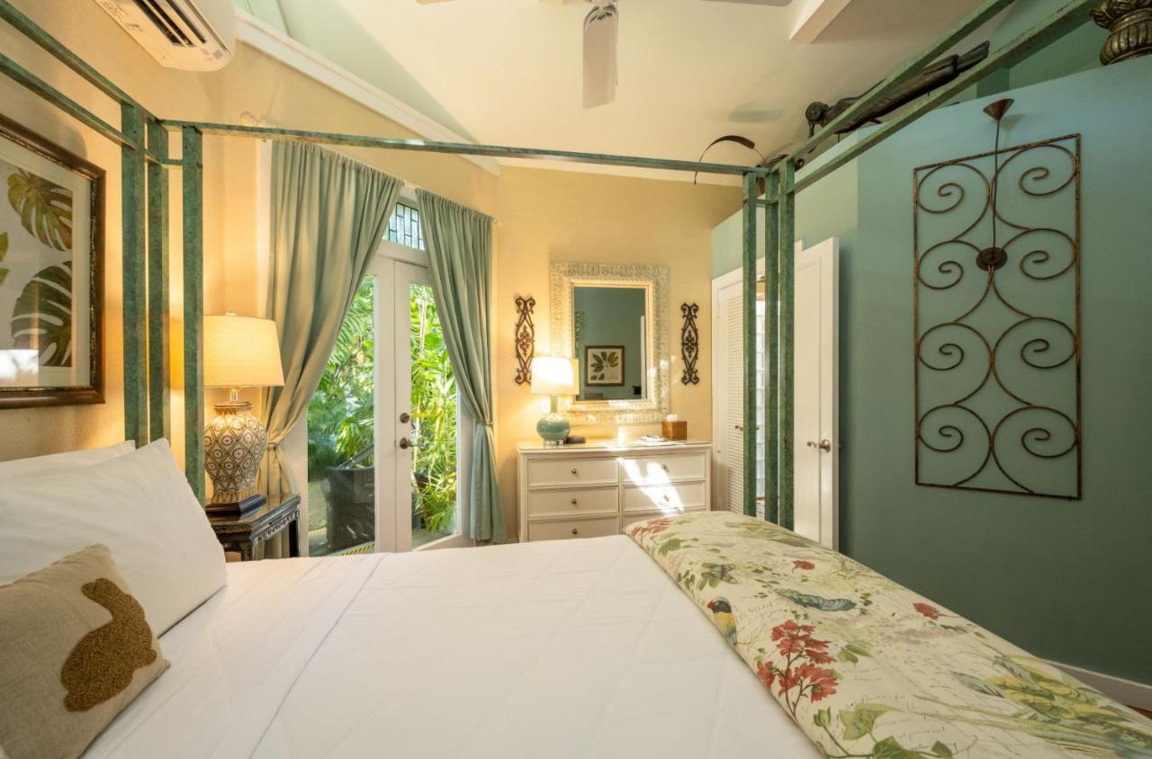 The Mermaid & The Alligator Key West Extérieur photo