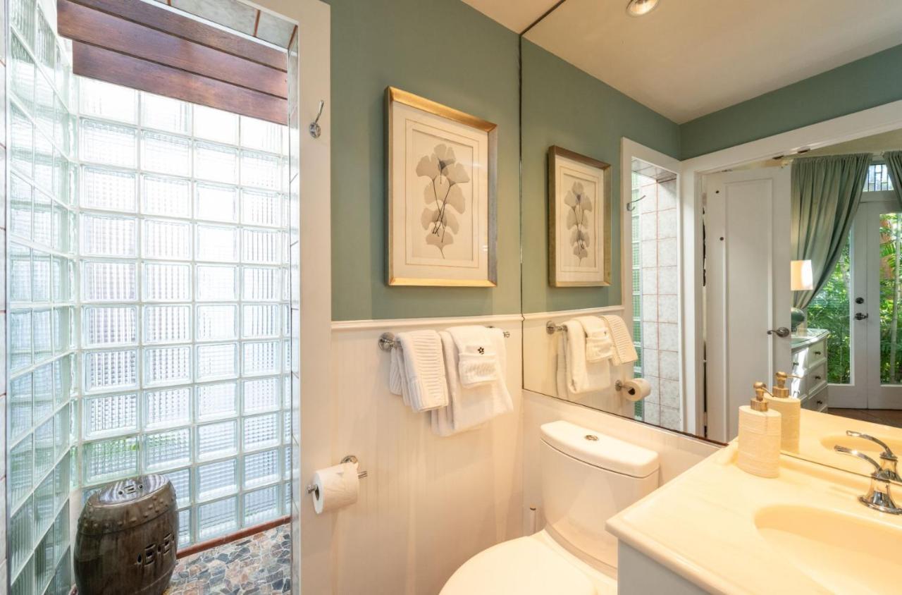 The Mermaid & The Alligator Key West Extérieur photo