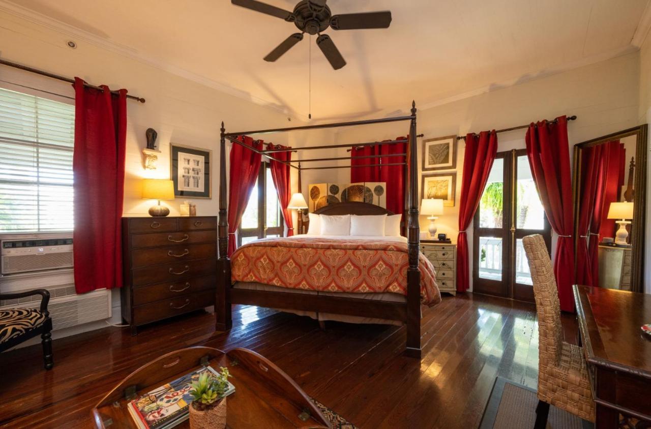 The Mermaid & The Alligator Key West Extérieur photo