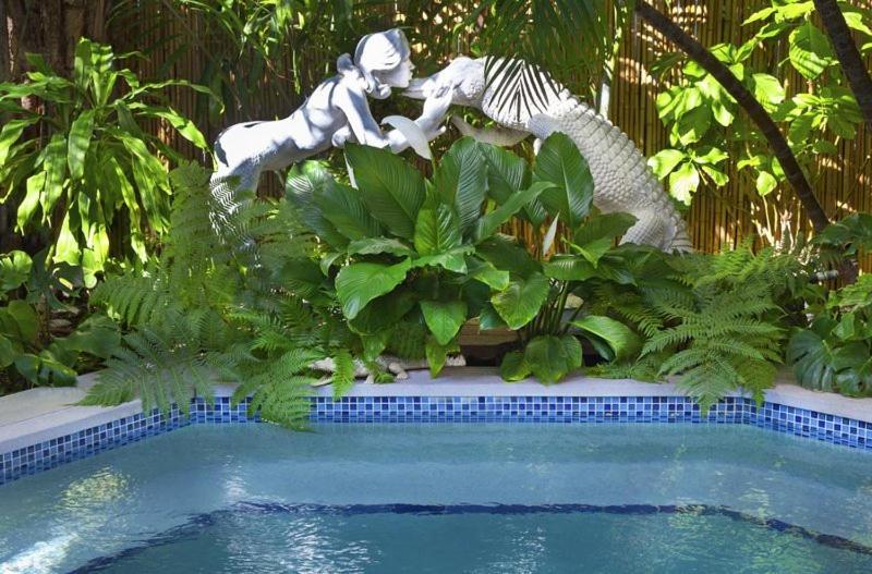 The Mermaid & The Alligator Key West Extérieur photo